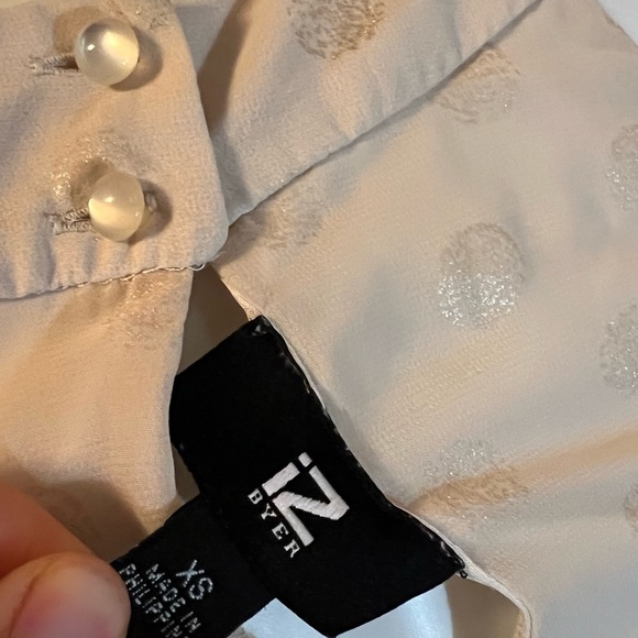 Iz byer cream polka dot tank - Picture 2 of 3